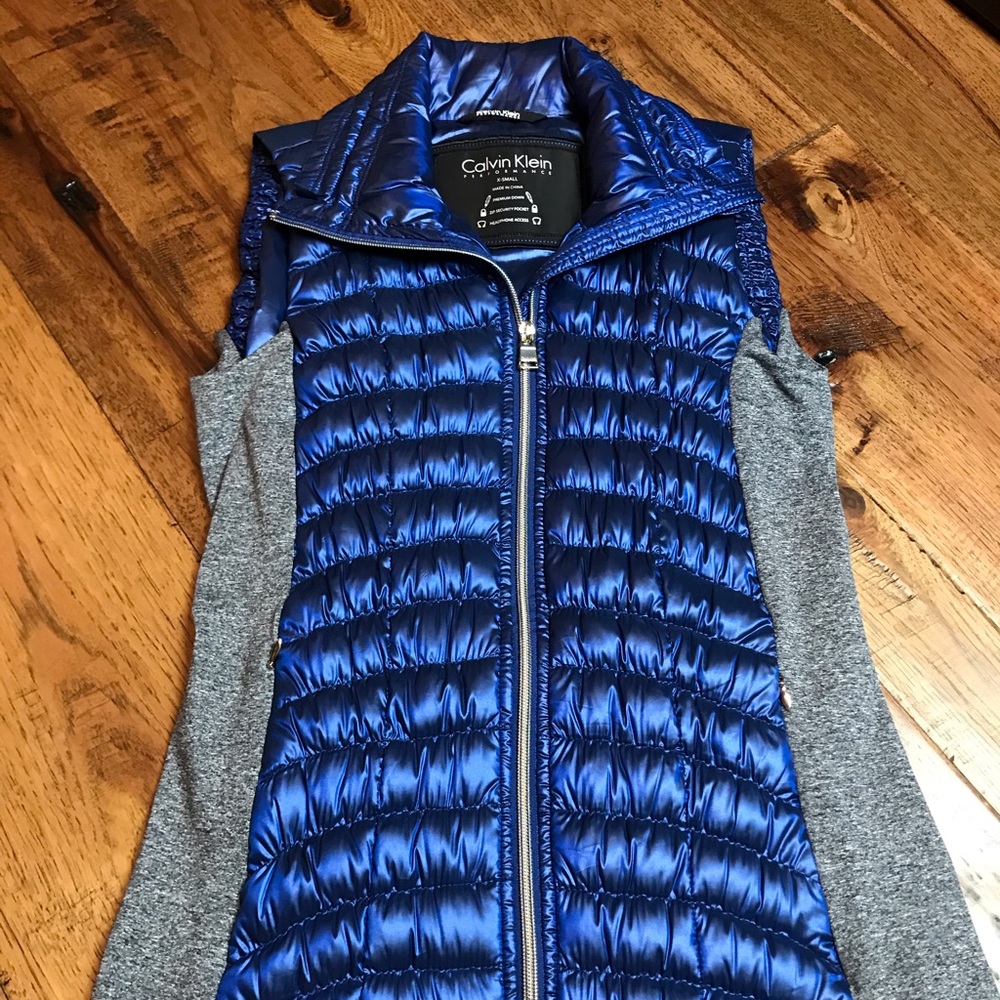 Calvin Klein Puffer Vest - XS